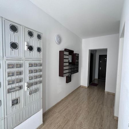 Apartament Simoni Ploiesti Ngoại thất bức ảnh