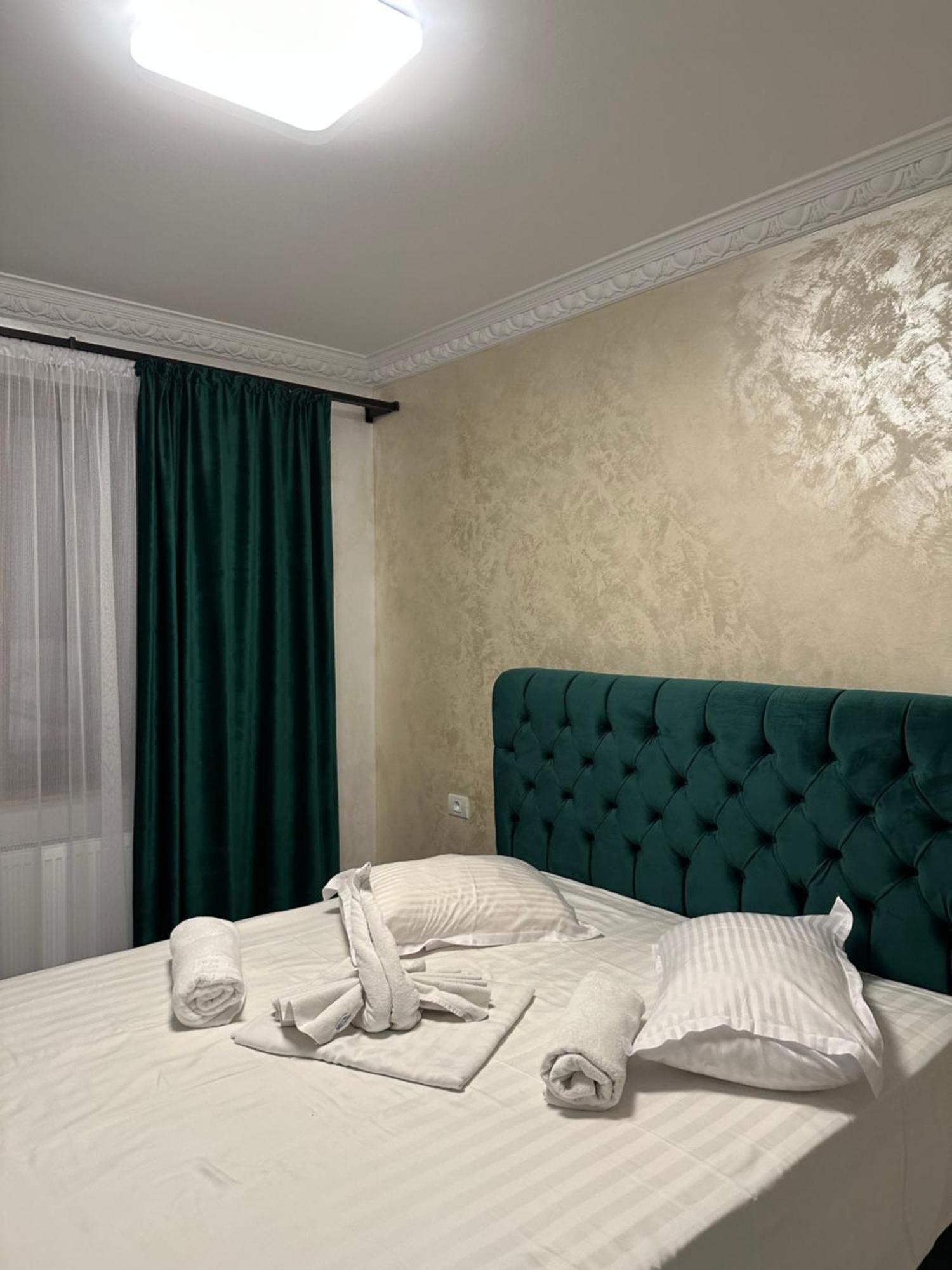 Apartament Simoni Ploiesti Ngoại thất bức ảnh