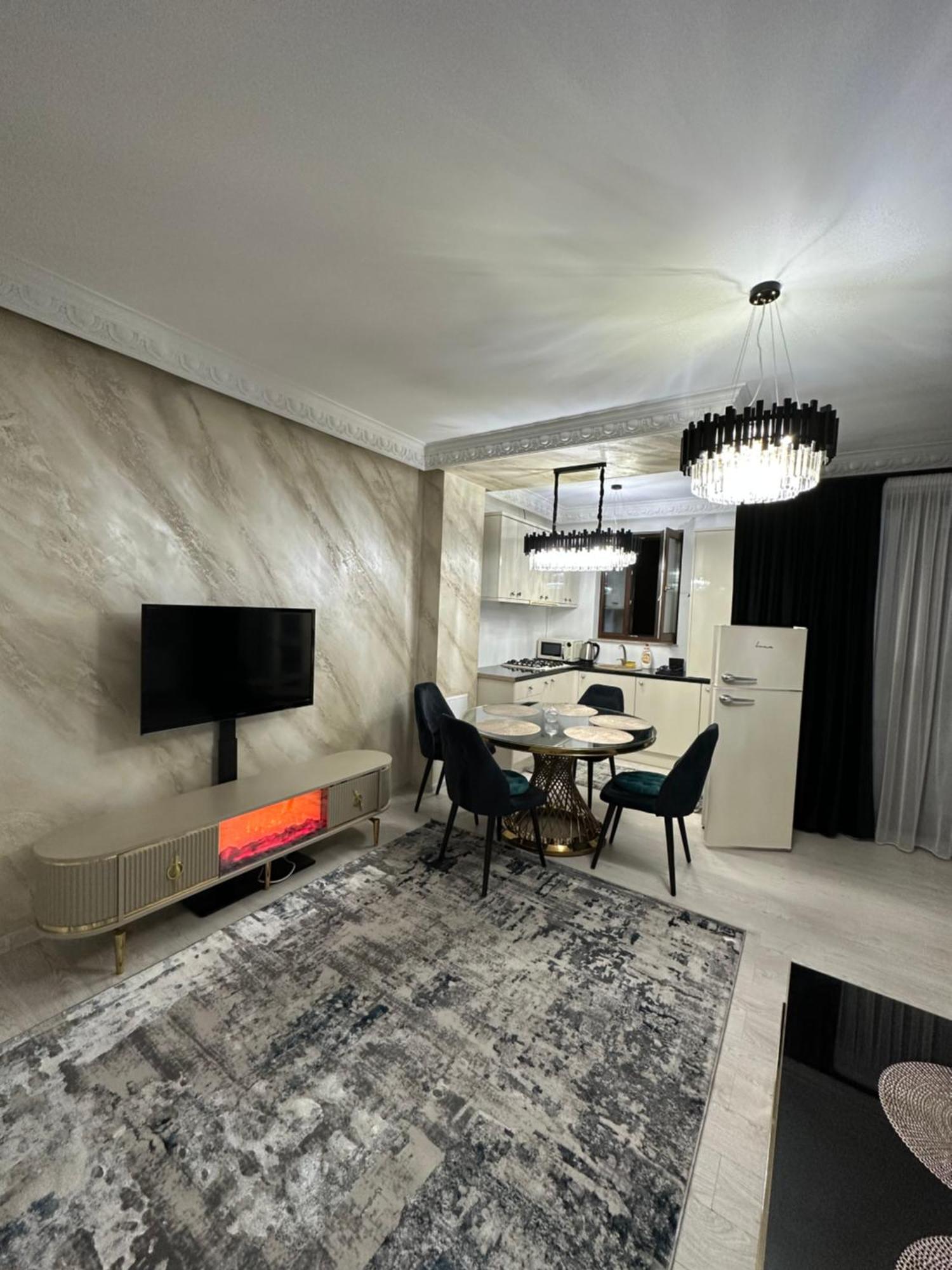 Apartament Simoni Ploiesti Ngoại thất bức ảnh