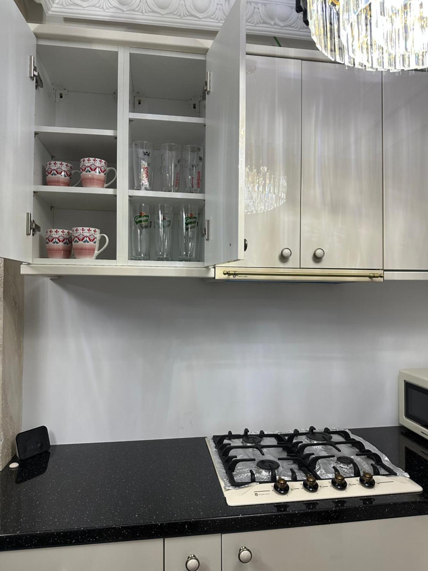 Apartament Simoni Ploiesti Ngoại thất bức ảnh