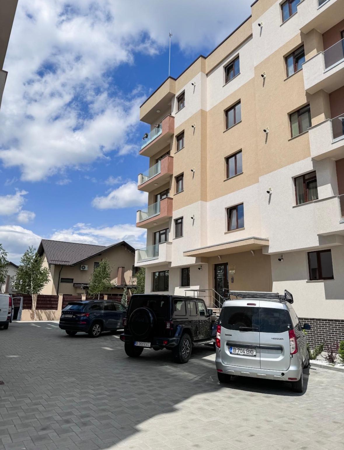 Apartament Simoni Ploiesti Ngoại thất bức ảnh